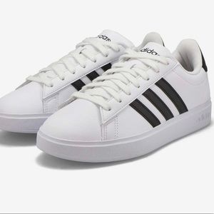 Adidas Women's Grand Court 2.0 Sneaker